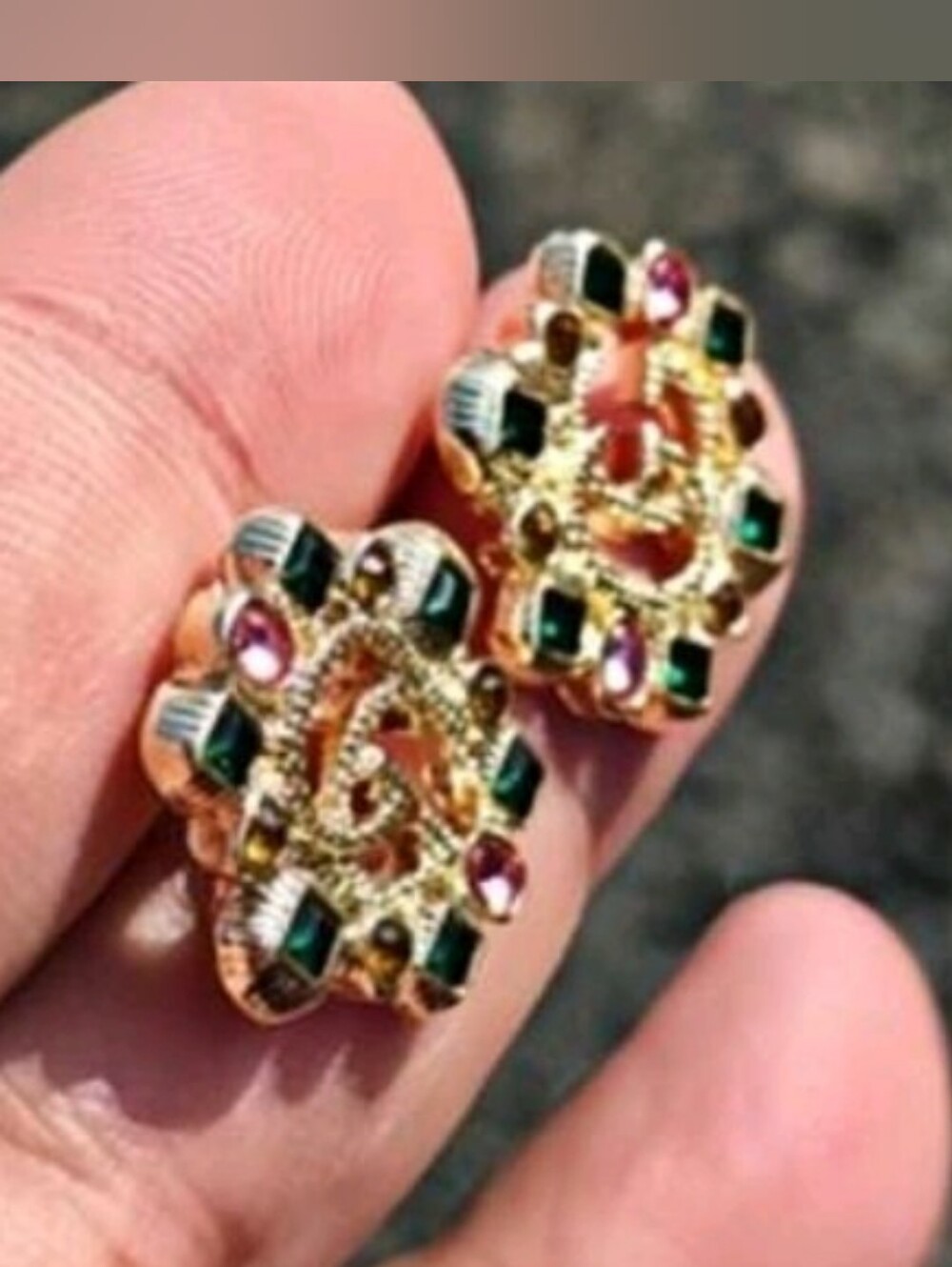 Luxury Jewelry - Picture 10 of 11